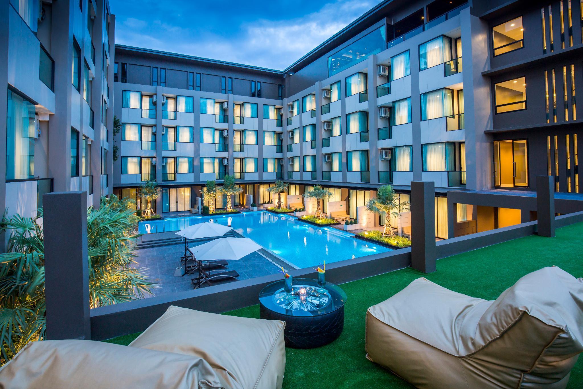 The Crystal Hotel Buriram - Formerly X2 Vibe Buriram Exterior foto