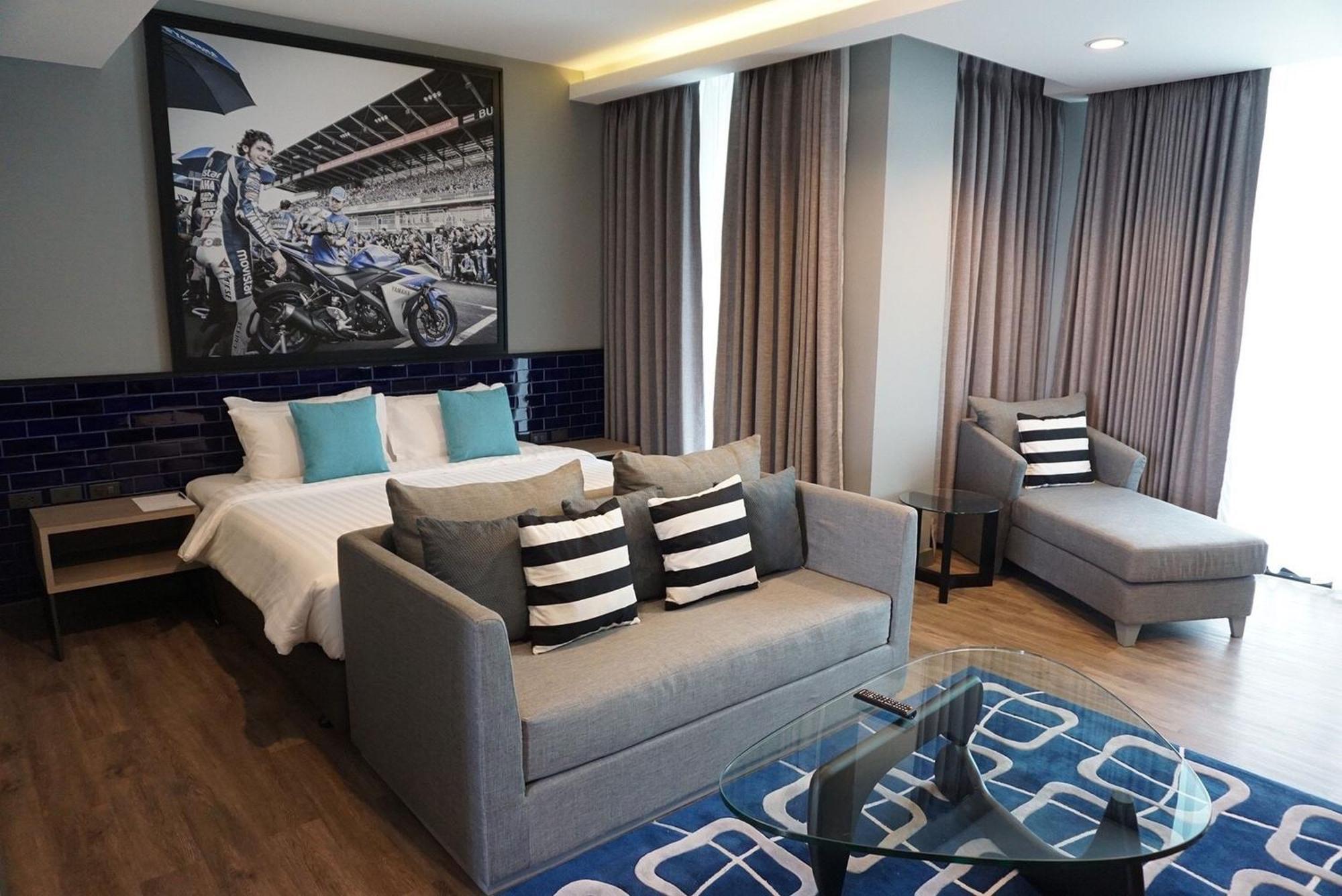 The Crystal Hotel Buriram - Formerly X2 Vibe Buriram Cameră foto