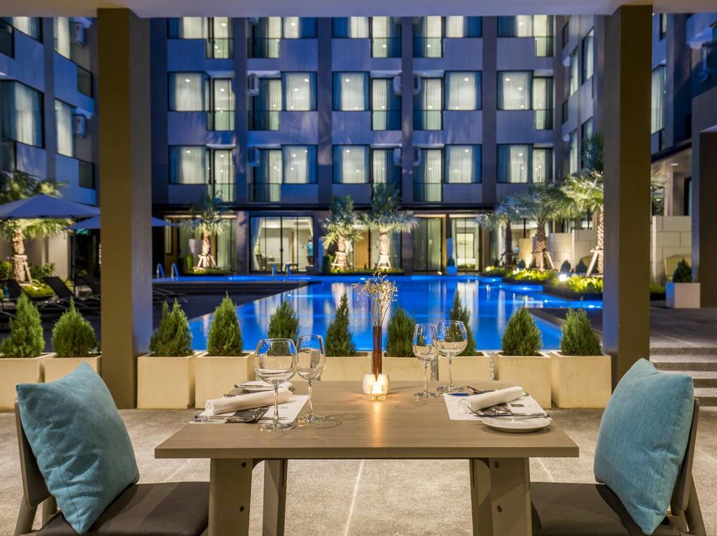The Crystal Hotel Buriram - Formerly X2 Vibe Buriram Exterior foto